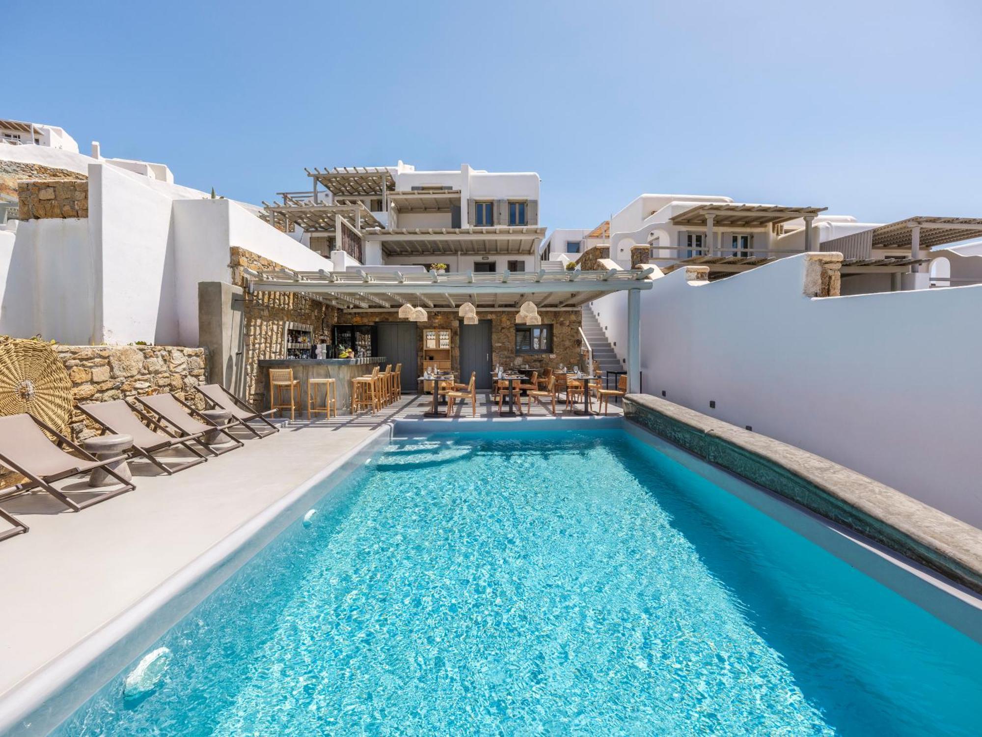 The Mykonist Merchia Beach Villas & Suites Екстер'єр фото