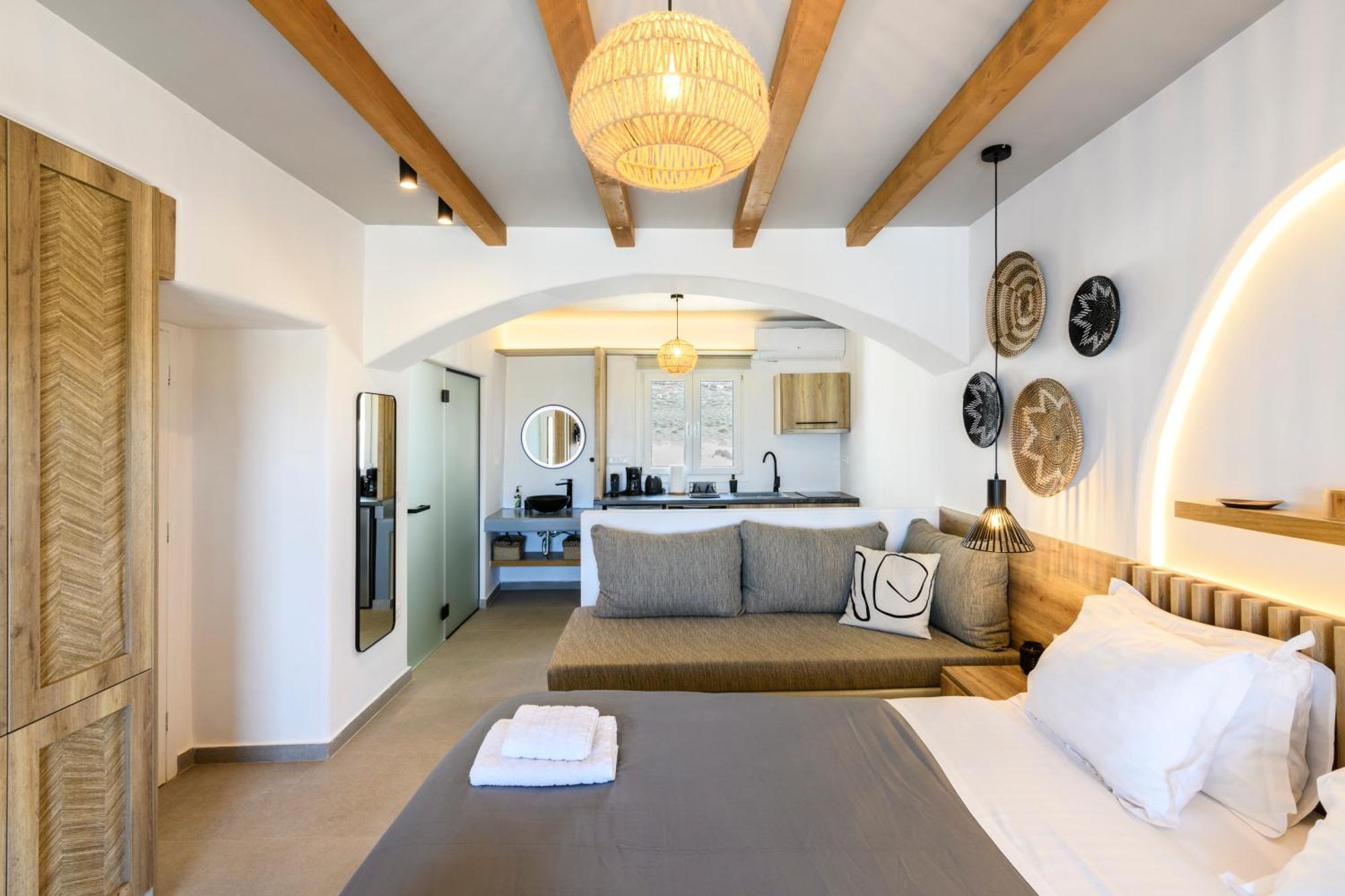 The Mykonist Merchia Beach Villas & Suites Екстер'єр фото
