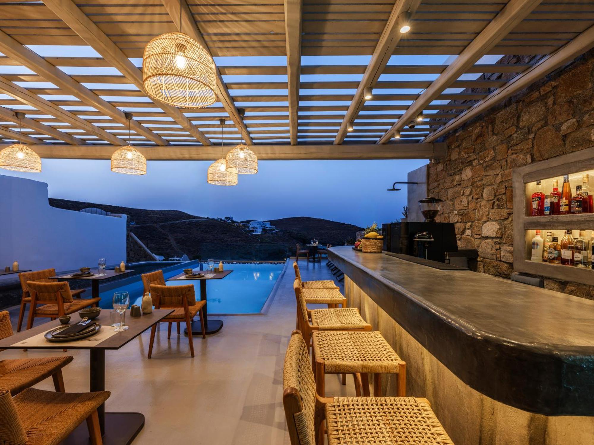 The Mykonist Merchia Beach Villas & Suites Екстер'єр фото