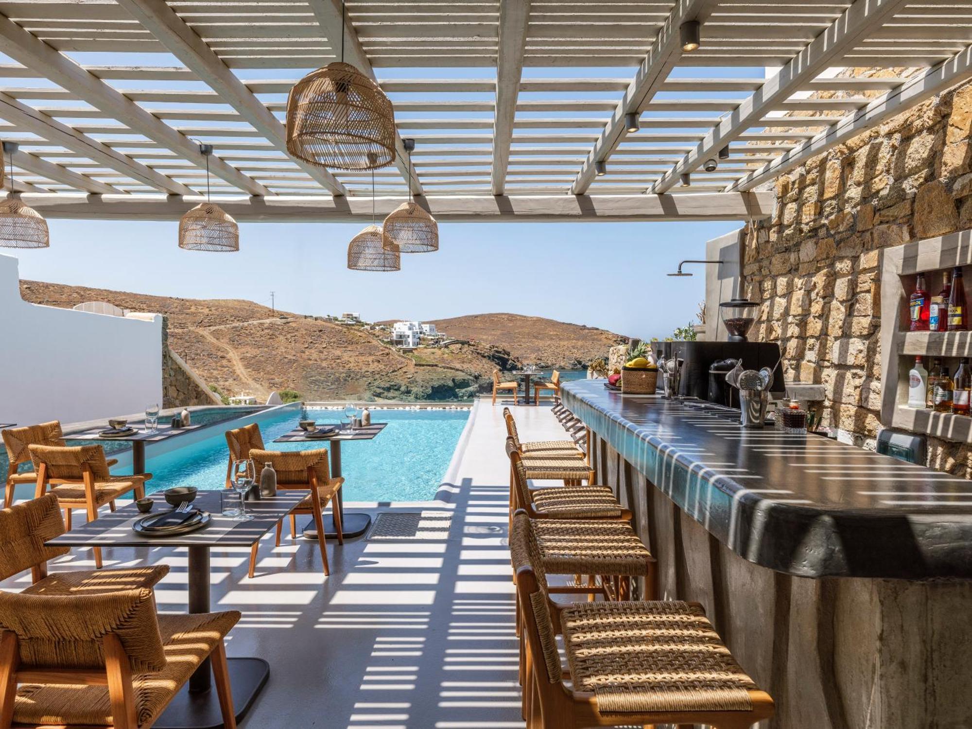 The Mykonist Merchia Beach Villas & Suites Екстер'єр фото