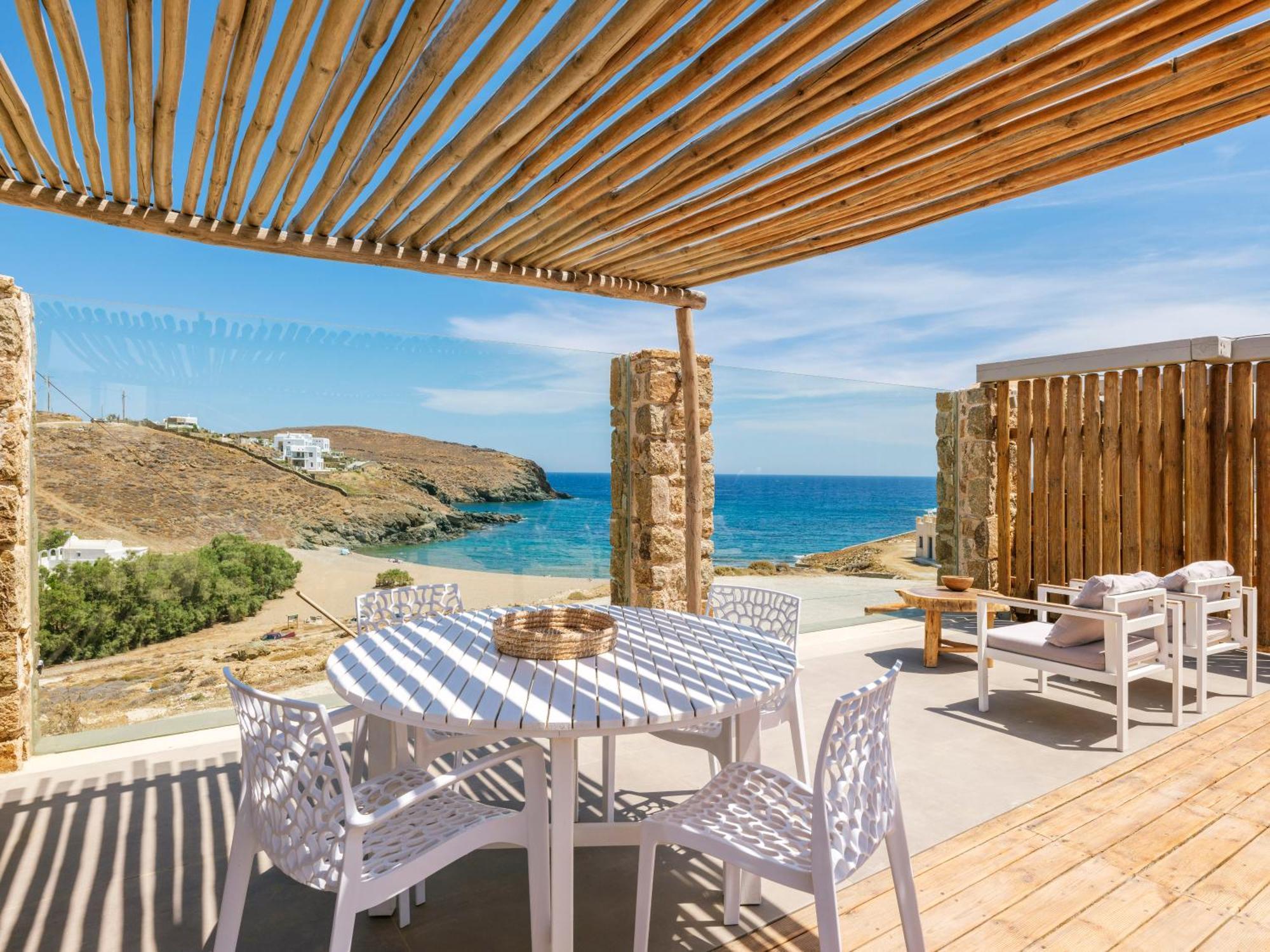 The Mykonist Merchia Beach Villas & Suites Екстер'єр фото